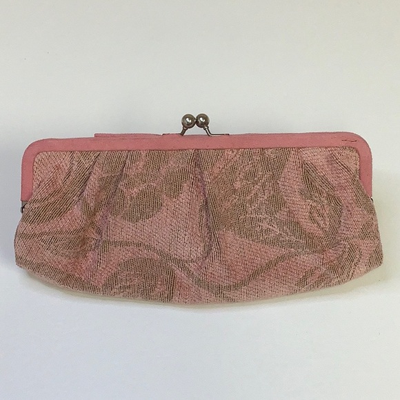 Chinese Laundry Brocade Tapestry Pink Tan Clutch Bow Silver Hardware Chain - Picture 2 of 7